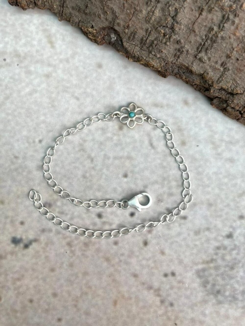Handmade Sterling Silver Flower Collection: Kingman Turquoise Chain Bracelet
